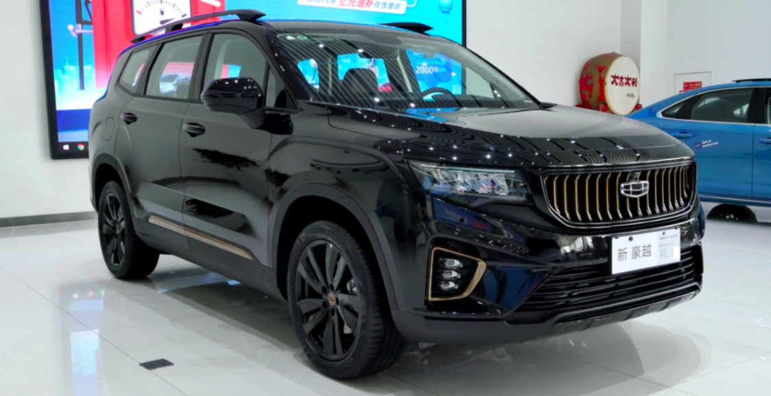 实拍吉利豪越黑金限定版5座18t动力超大屏不到13万