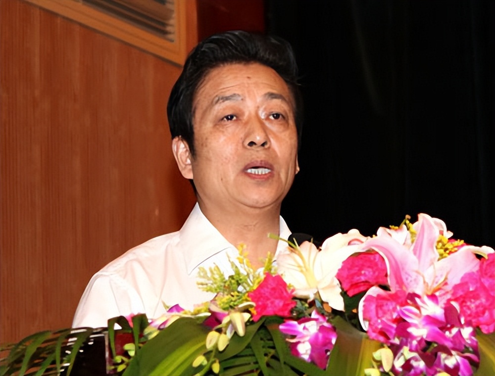 在多年的信访工作中,张云泉也受到了很多诱惑,不少企业老板或同事领导