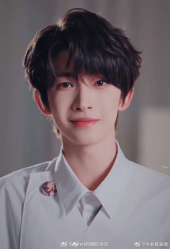 刘宇真的非常帅气五官很精致