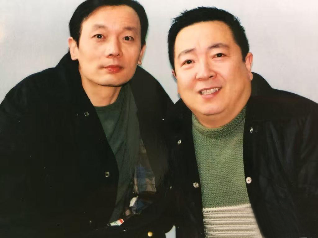 央视著名主持人董浩:两次死里逃生,妻子和女儿是他最坚强的依靠休闲区蓝鸢梦想 - Www.slyday.coM 央视著名主持人董浩:两次死里逃生,妻子和女儿是他最坚强的依靠休闲区蓝鸢梦想 - Www.slyday.coM