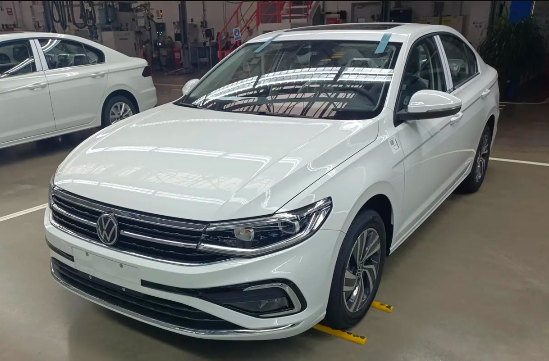 别着急买现款大众新款宝来即将上市提供5款车身颜色可选