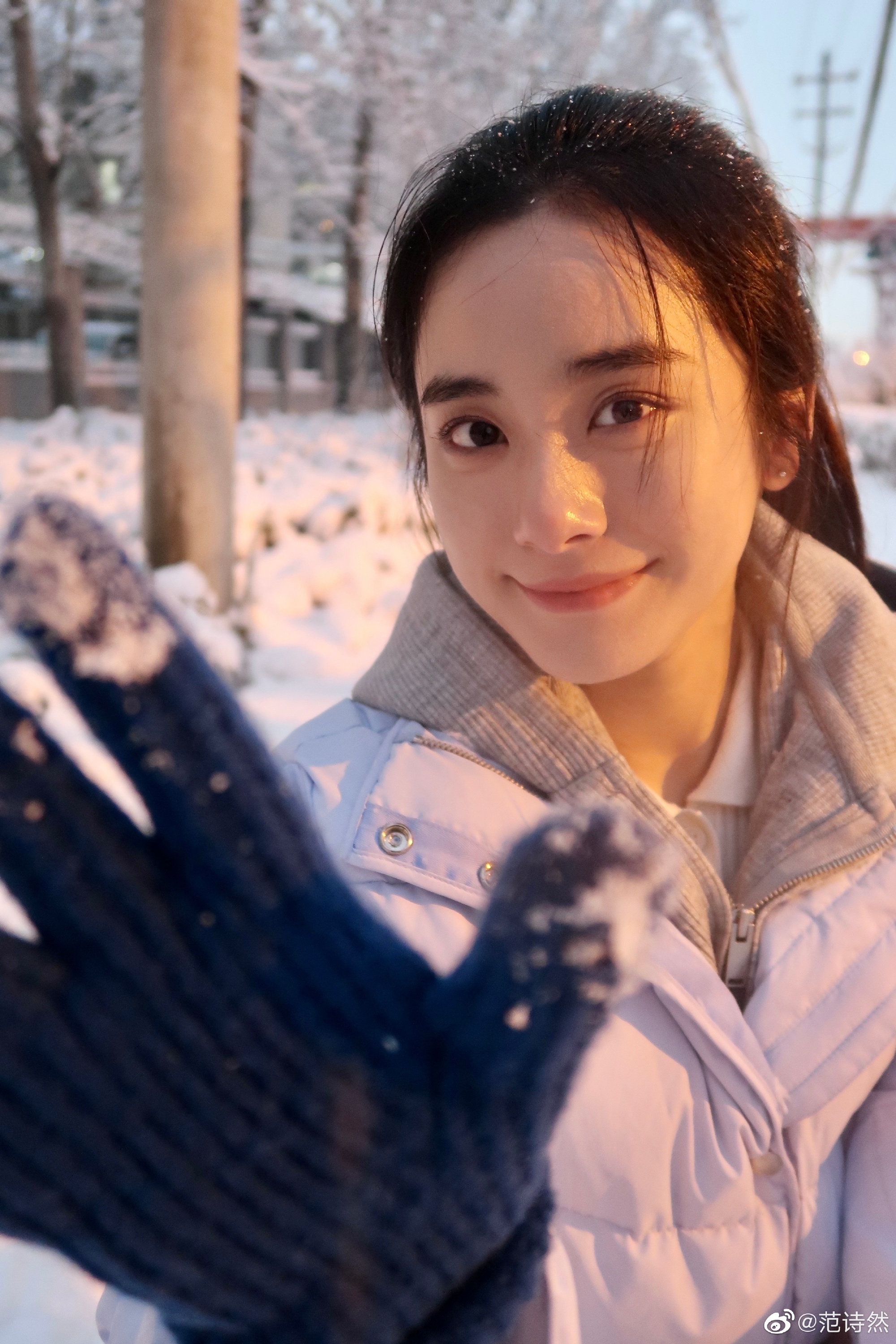 妹妹↓还有王俊凯在这剧里的官配范诗然▽不光双双警官一拳击中我的心