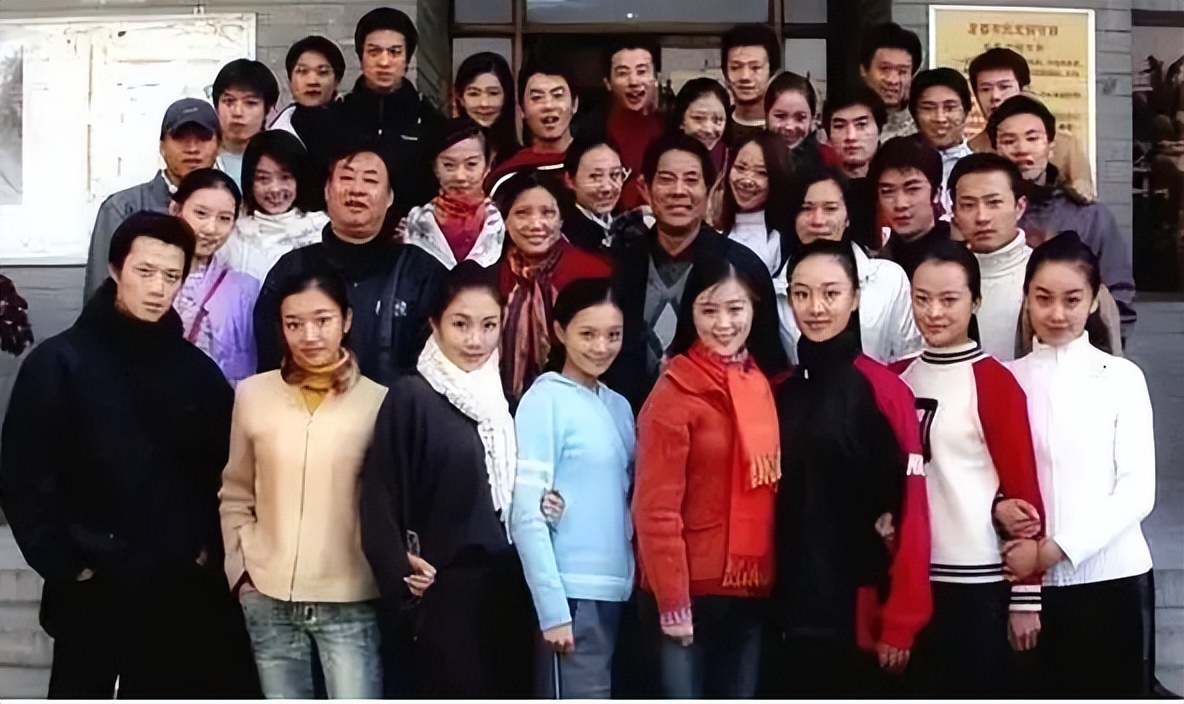 中戏96班为何人均想要退学群星被折磨到抱头痛哭他们有多厉害