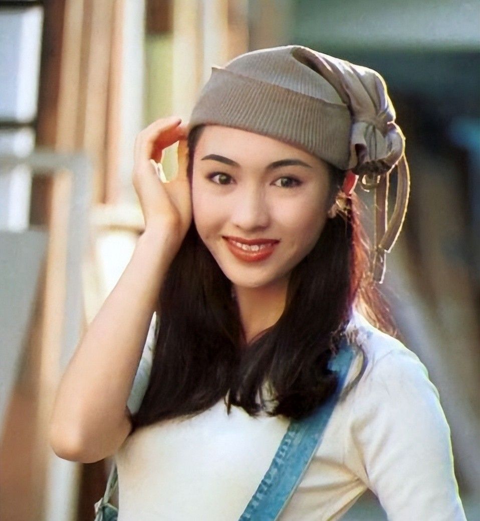 黎姿14岁出道即巅峰37岁息影嫁给残疾富商如今生活让人羡慕