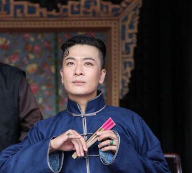 演而优则唱唱而优则演于毅在演艺圈的缘分天空里来回兜转