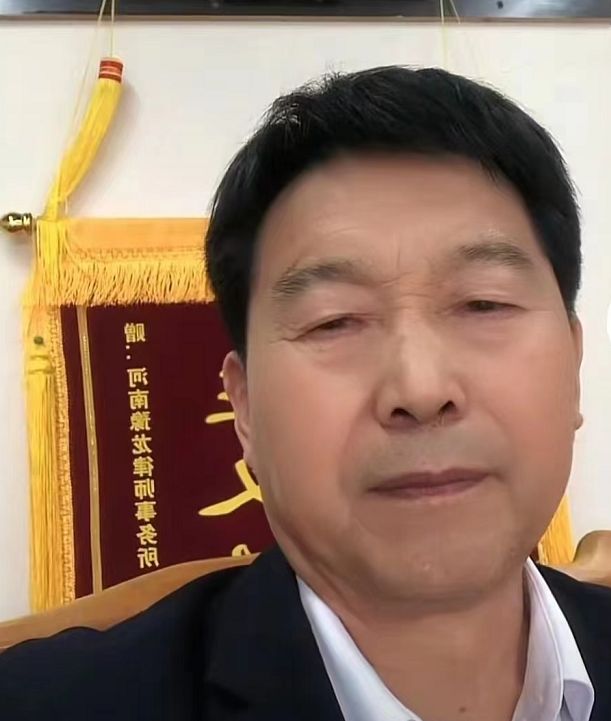 开封舅舅去世郭希宽幸灾乐祸发两条评论回应称这是报应