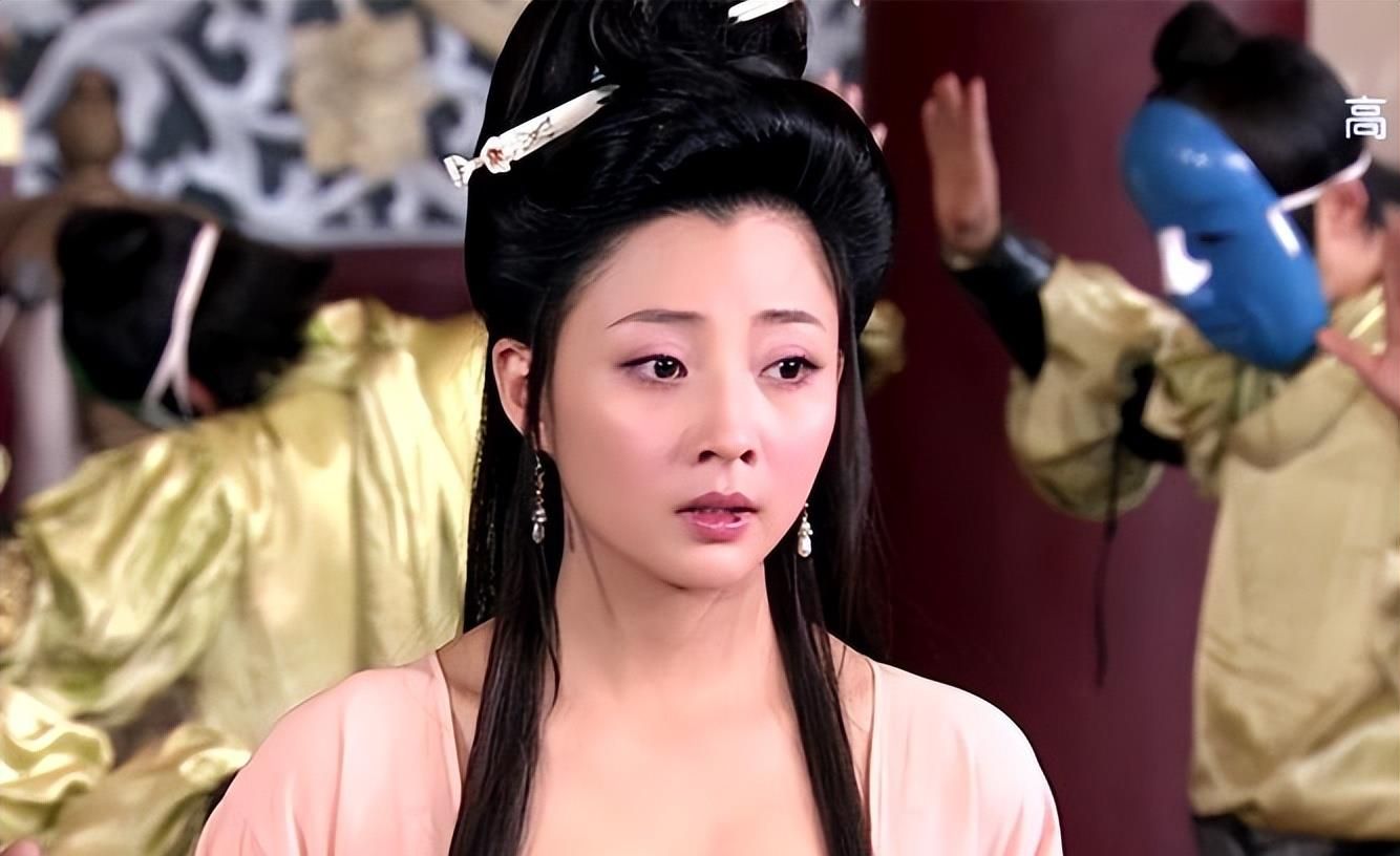 10位"杨玉环"扮演者:周洁经典,殷桃妩媚,伊能静的"辣眼睛" - 杨贵妃的