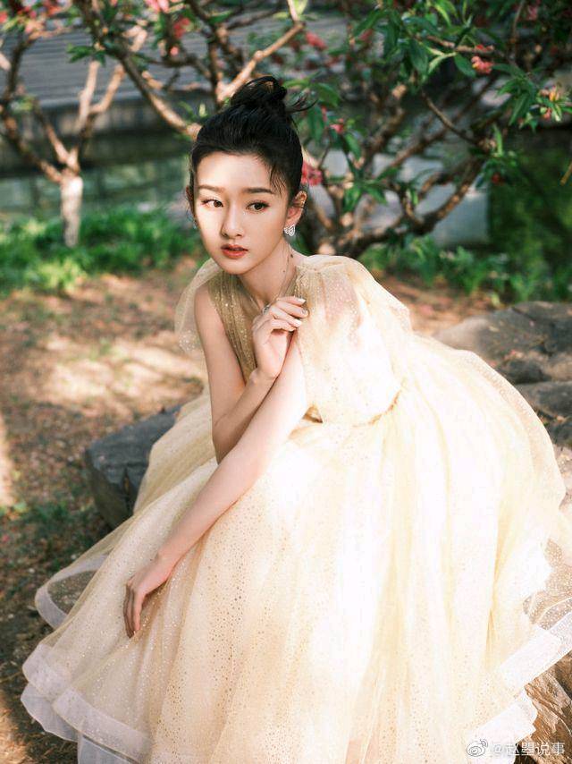 一年一度的央视五四晚会开播，自宣布阵容以来……休闲区蓝鸢梦想 - Www.slyday.coM