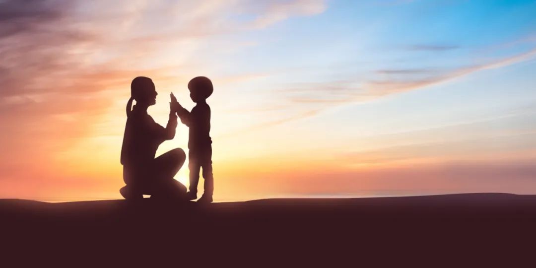 “【周五福利】母亲节 I 想个吸引人的标题，我想了520秒