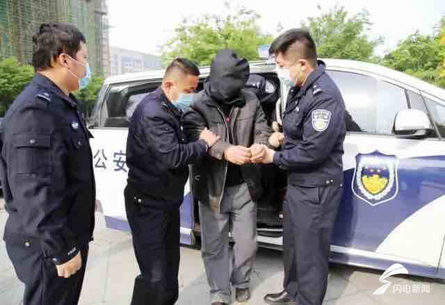 因感情不和将妻子勒死后藏在衣柜 男子潜逃河南30年后被抓获休闲区蓝鸢梦想 - Www.slyday.coM