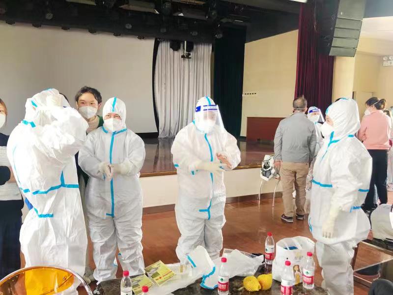 上海九院定点医院救治能力再提升，已有两位百岁老人出院