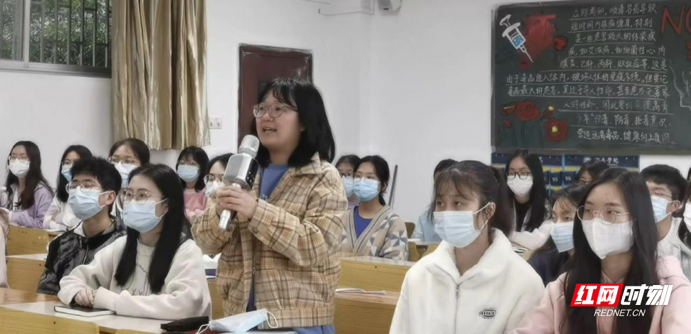 在南泥湾背后的故事中汲取前行的力量休闲区蓝鸢梦想 - Www.slyday.coM