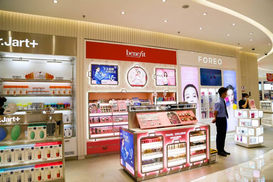 政策利好频释放 市内免税店大步快走|免税店_新浪新闻