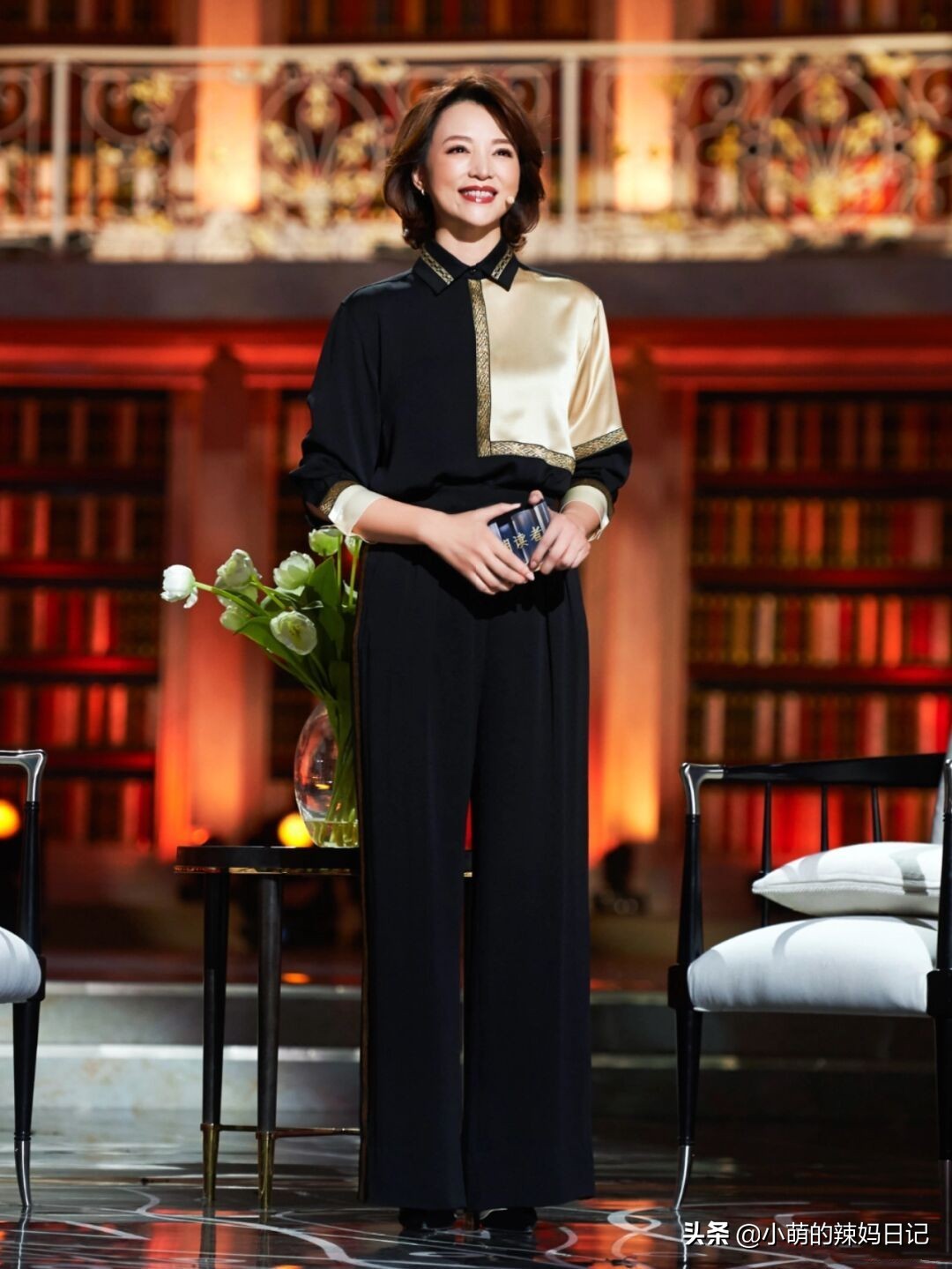 有气质的女人夏天再热也不会穿短裤瞧陈数董卿这样穿有多美