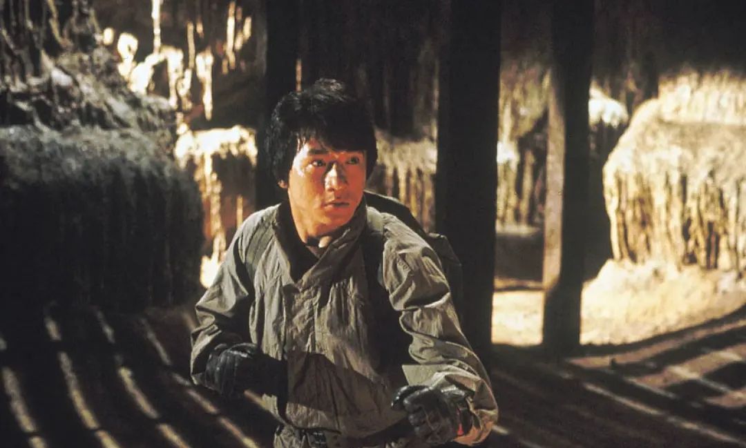 成龙电影都有哪些(成龙电影有哪些搞笑电影)