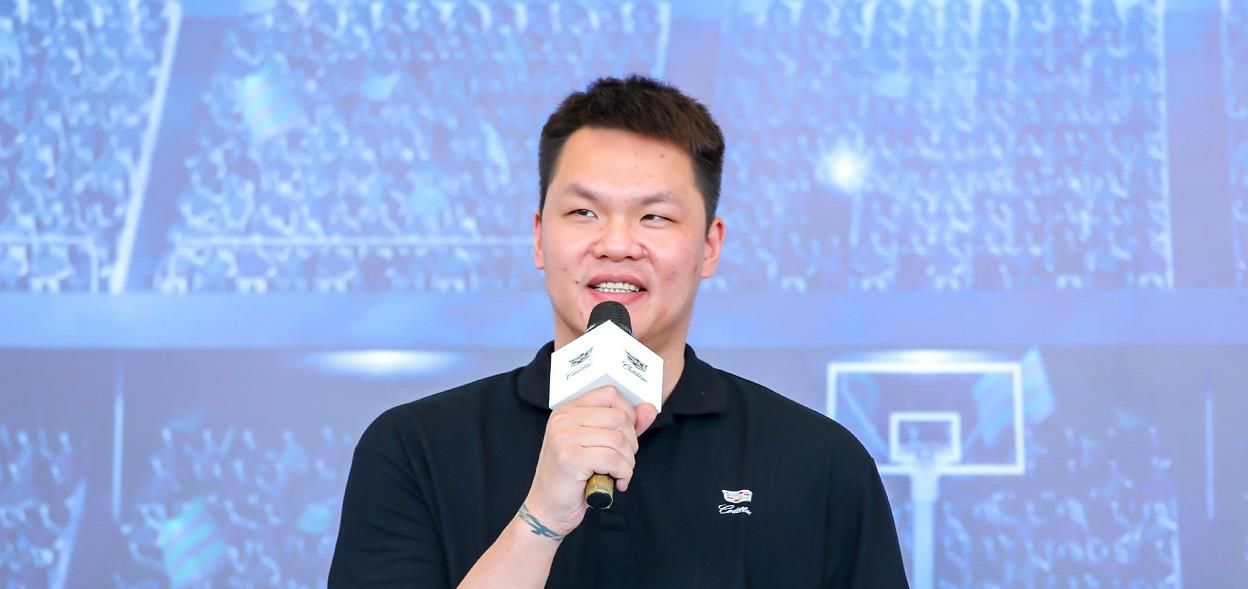 朱芳雨摊牌张镇麟克星加盟206米锋线核武亮相是张庆鹏外甥