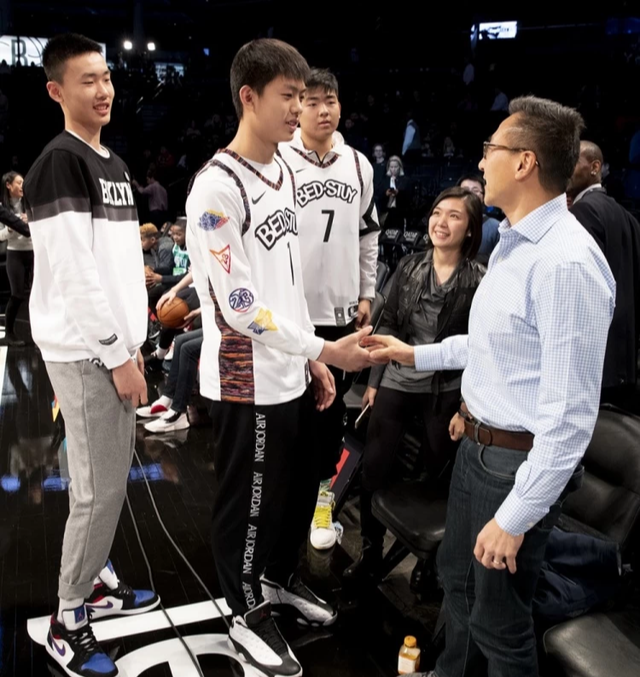 为中国篮球做贡献的富豪蔡崇信推进6人赴美留学名将之子在列