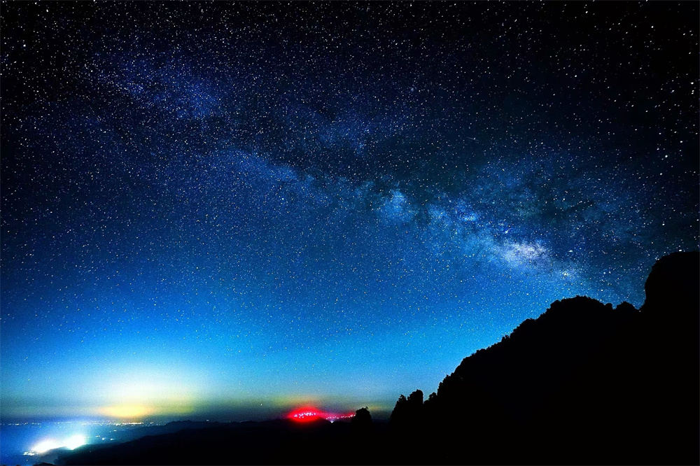 河南鲁山星宇浩瀚岁月如歌摄影家镜头展示星空之美
