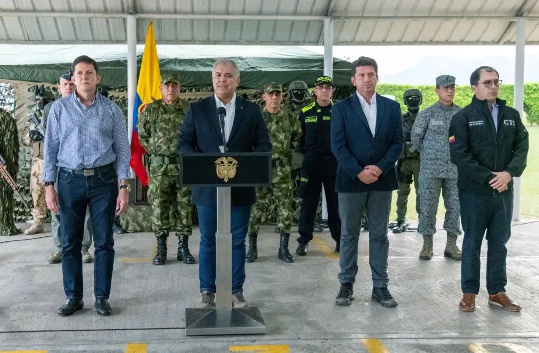当地时间2021年10月23日，哥伦比亚总统杜克出席记者会，宣布乌苏加已经被捕。图/IC photo