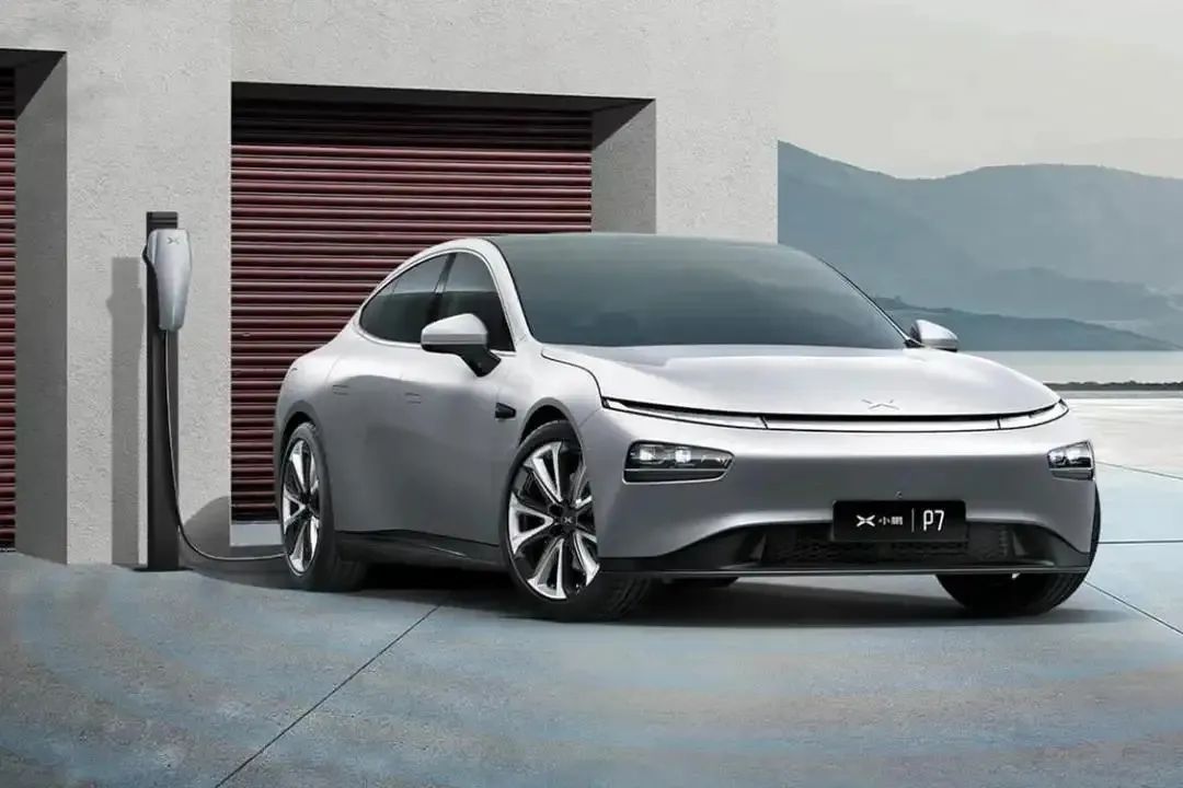 小鹏p5p7推出新车型多款标配辅助驾驶