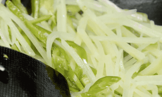 买土豆，脆的面的差别太大了！颜色不同口感也不同，10个人里9个买错！休闲区蓝鸢梦想 - Www.slyday.coM