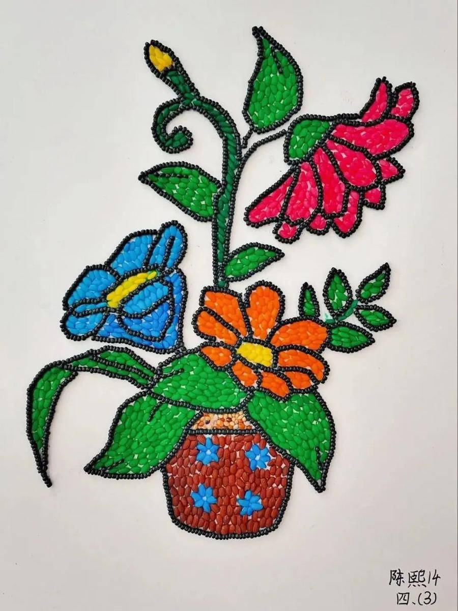 用五谷作画济南历城区洪家楼第二小学绘出别样生机