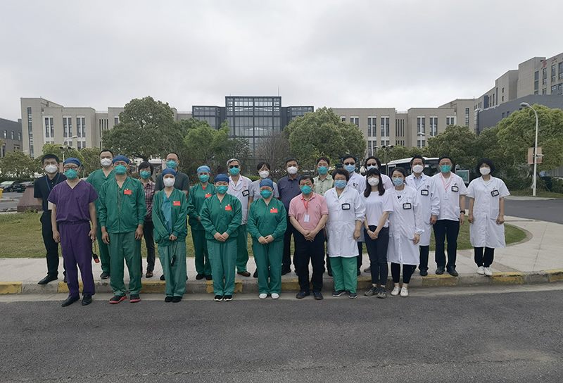 国家中医药管理局医政司副司长邴媛媛慰问河南中医药大学第一附属医院