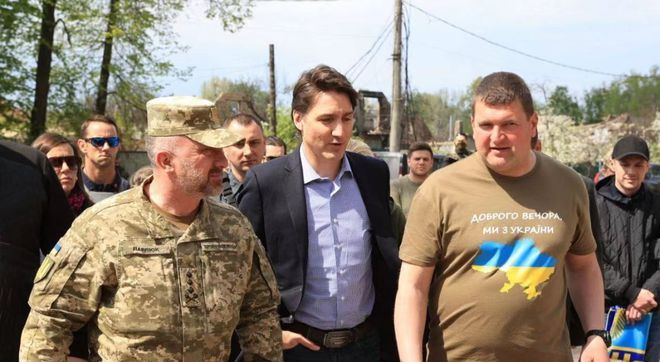 突发，美第一夫人吉尔·拜登和加拿大总理特鲁多同时到访乌克兰休闲区蓝鸢梦想 - Www.slyday.coM