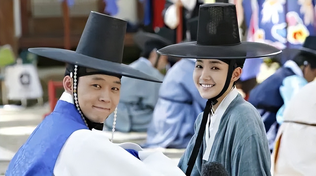 红着红着就黑了，朴有天怎么就走到今天的这一步呢？休闲区蓝鸢梦想 - Www.slyday.coM