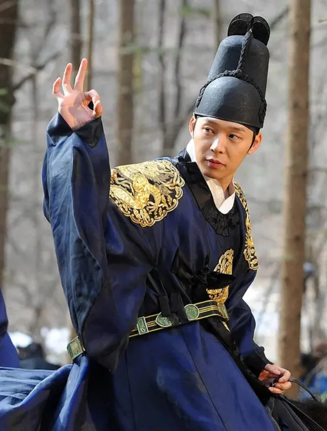 红着红着就黑了，朴有天怎么就走到今天的这一步呢？休闲区蓝鸢梦想 - Www.slyday.coM