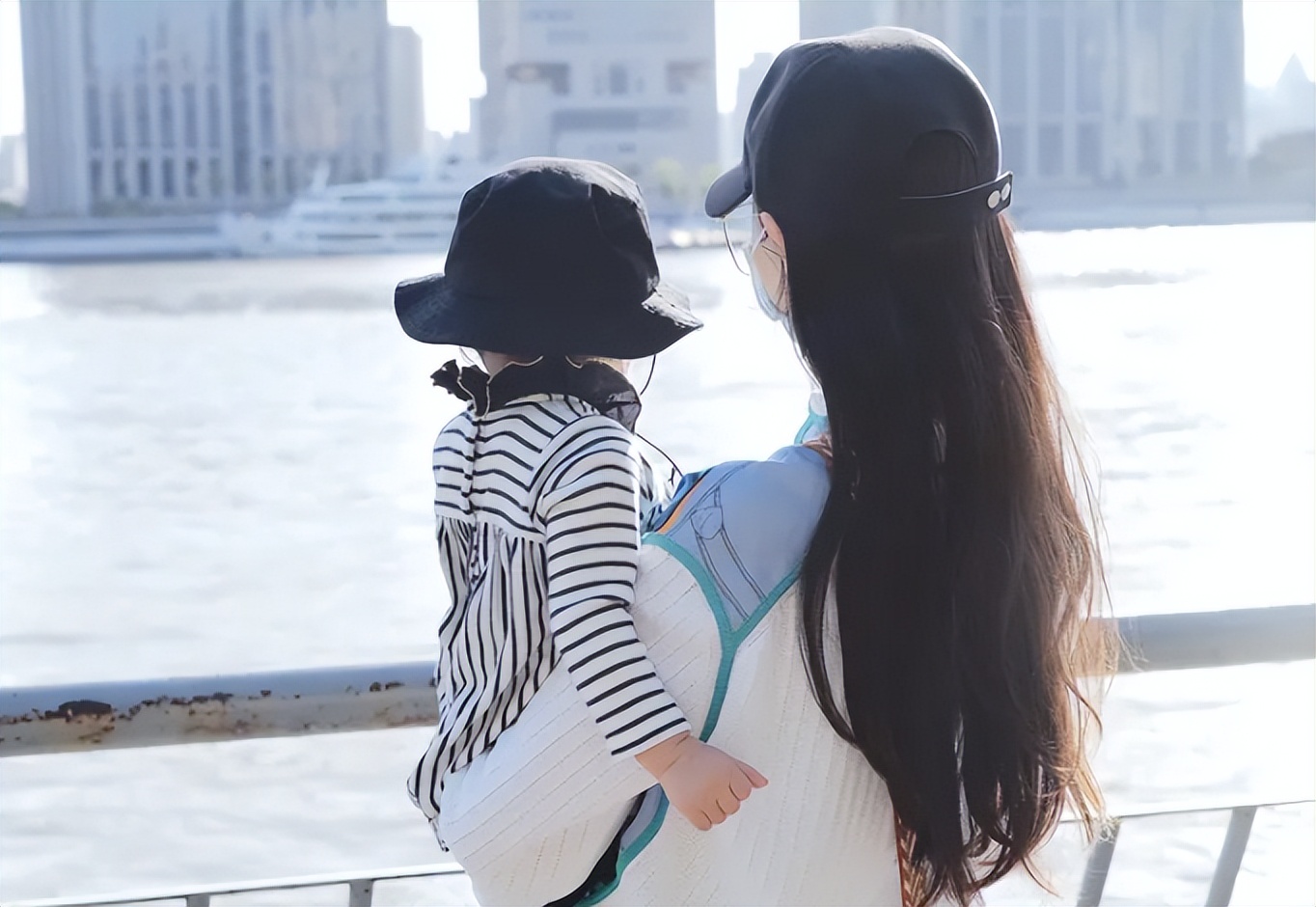 父母好好说话多重要，男孩要求妈妈向自己道歉，并不是无理取闹休闲区蓝鸢梦想 - Www.slyday.coM