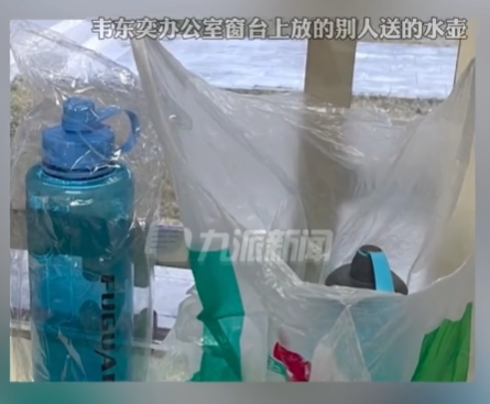 热搜！北大韦神一晚上解决博士团队4个月难题，直言“太简单了”！休闲区蓝鸢梦想 - Www.slyday.coM