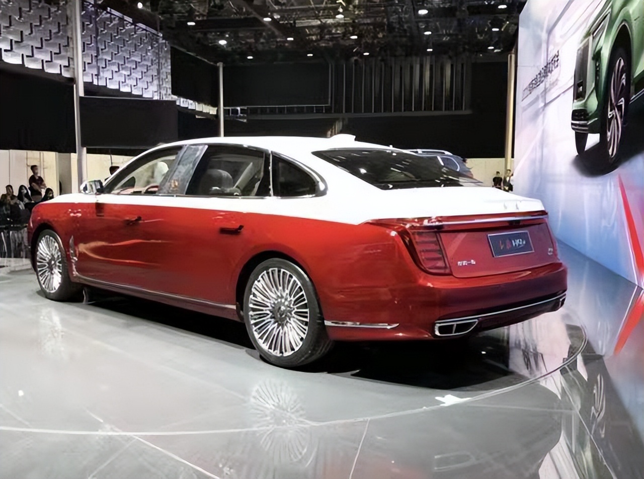 红旗h9新车型发布比普通版加长200mm定制版158万起