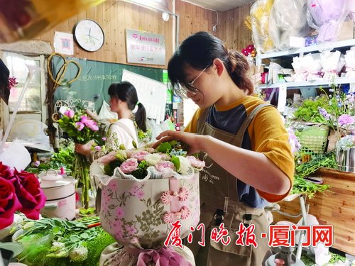 母亲节休闲区蓝鸢梦想 - Www.slyday.coM