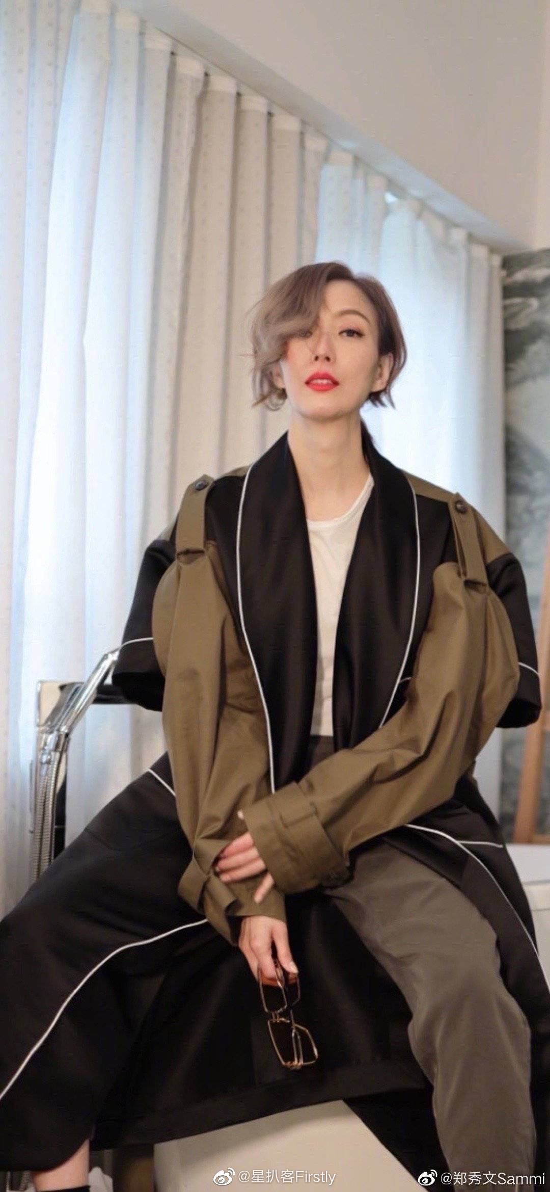 我的天郑秀文短发好帅啊和长发完全两种风格好飒