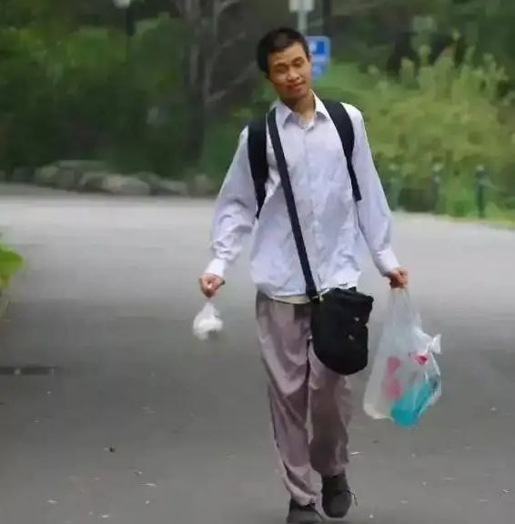 一人碾压6位博士,拒绝哈佛回国任教,北大学神韦东奕有多牛!休闲区蓝鸢梦想 - Www.slyday.coM 一人碾压6位博士,拒绝哈佛回国任教,北大学神韦东奕有多牛!休闲区蓝鸢梦想 - Www.slyday.coM