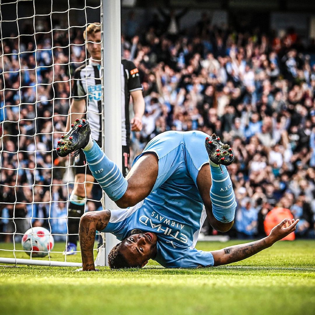 18分钟斯特林头球破门曼城10领先纽卡