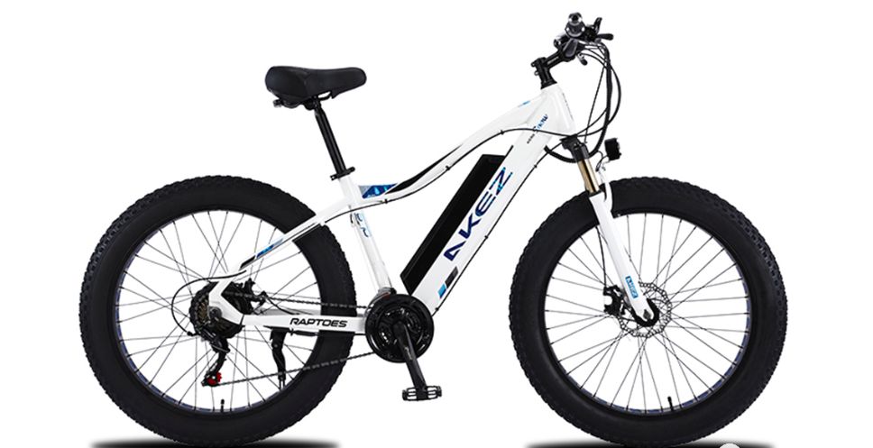 索罗门电动自行车测评配26寸轮胎和全铝合金车架续航415公里