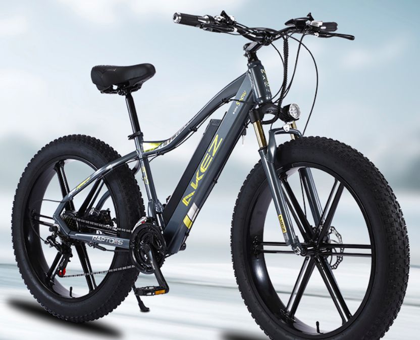 索罗门电动自行车测评配26寸轮胎和全铝合金车架续航415公里