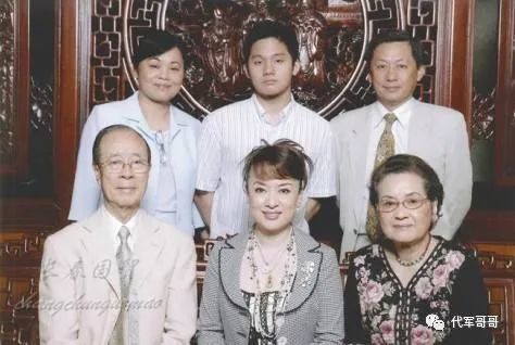 影后翁倩玉：曾与秦沛相恋，嫁给日本版画师离婚，如今72岁怎样了休闲区蓝鸢梦想 - Www.slyday.coM