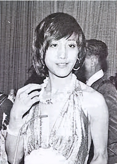 前赌王时代何鸿燊成为赌王前的日子那些属于大房黎婉华的荣光