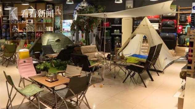 成都：亲子“客厅”摆上绿地  “公园城市”刮起“露营风”休闲区蓝鸢梦想 - Www.slyday.coM