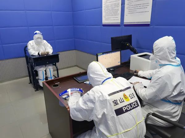 最高加价300%，涉案金额77万余元！上海宝山一超市老板哄抬物价被抓休闲区蓝鸢梦想 - Www.slyday.coM