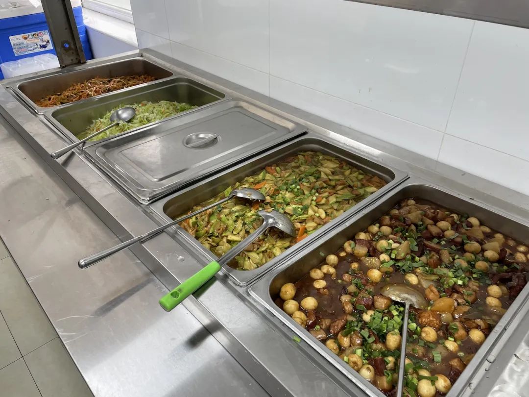 疫情中，为高龄独居老人吃上热乎饭，他们想了这个办法