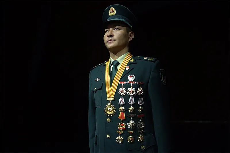 火箭军|二级军士长_新浪新闻