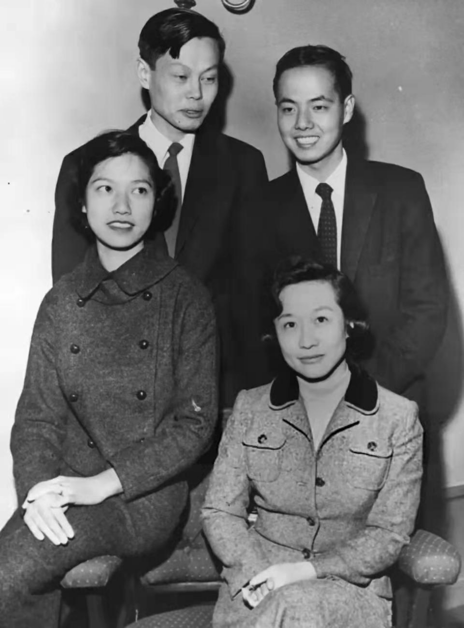 杨振宁与李政道家庭的两帧合影