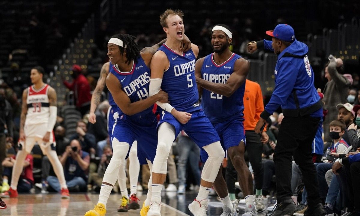 美媒列出快船现有的15名球员在202223赛季的年薪他们何去何从