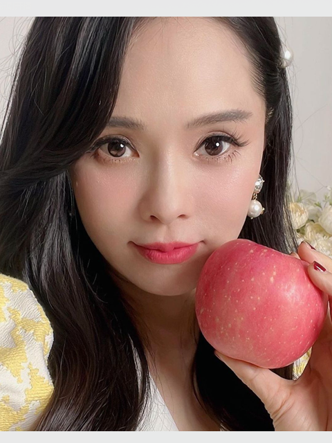 时隔两年伊能静某平台晒自拍,54岁素颜出镜,冻龄颜值看傻网友休闲区蓝鸢梦想 - Www.slyday.coM 时隔两年伊能静某平台晒自拍,54岁素颜出镜,冻龄颜值看傻网友休闲区蓝鸢梦想 - Www.slyday.coM