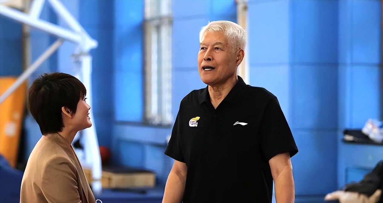 蒋兴权退休辽宁男篮助教团队空缺32岁老将或提前退役辅佐杨鸣