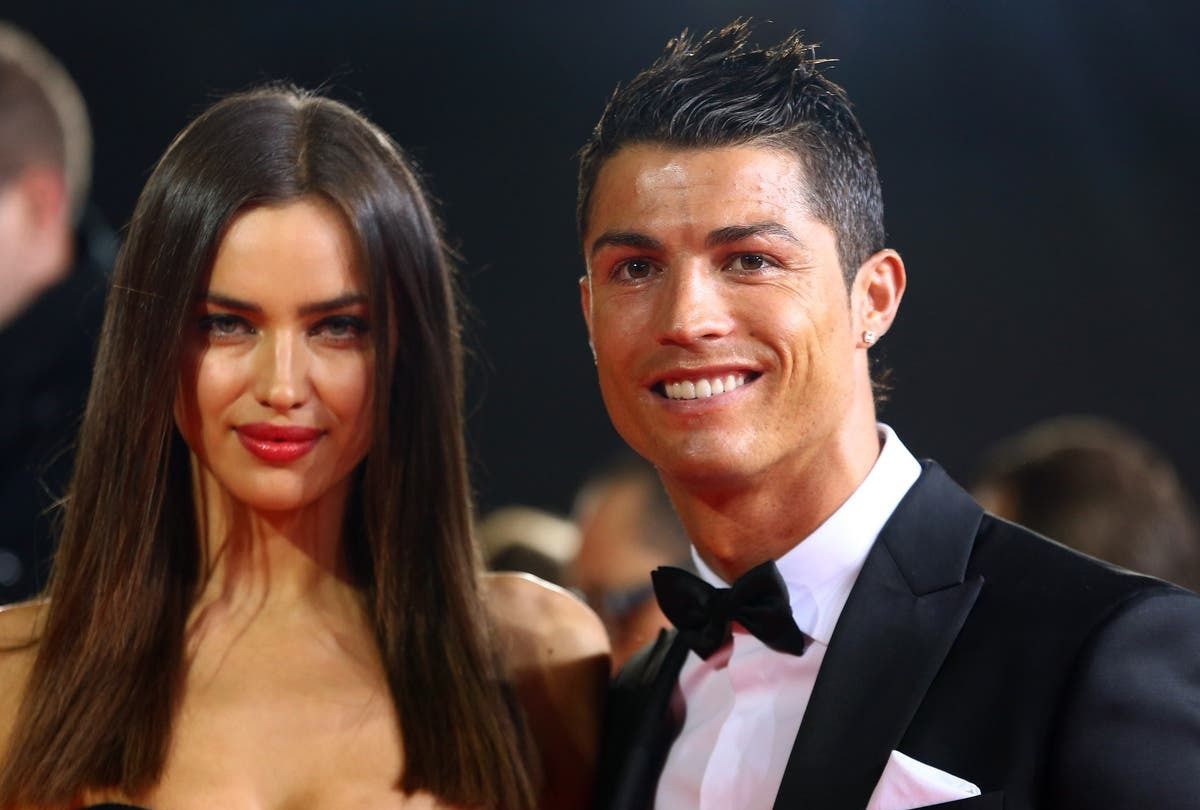 c罗前女友伊莲娜放得开!同50岁男人如恋人,恋爱?你猜错了__财经头条